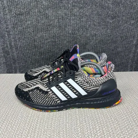 Adidas Ultraboost 5.0 DNA Kris Andrew Love Unites Pride Shoes Mens 9.5 GY4424 - Picture 3 of 8